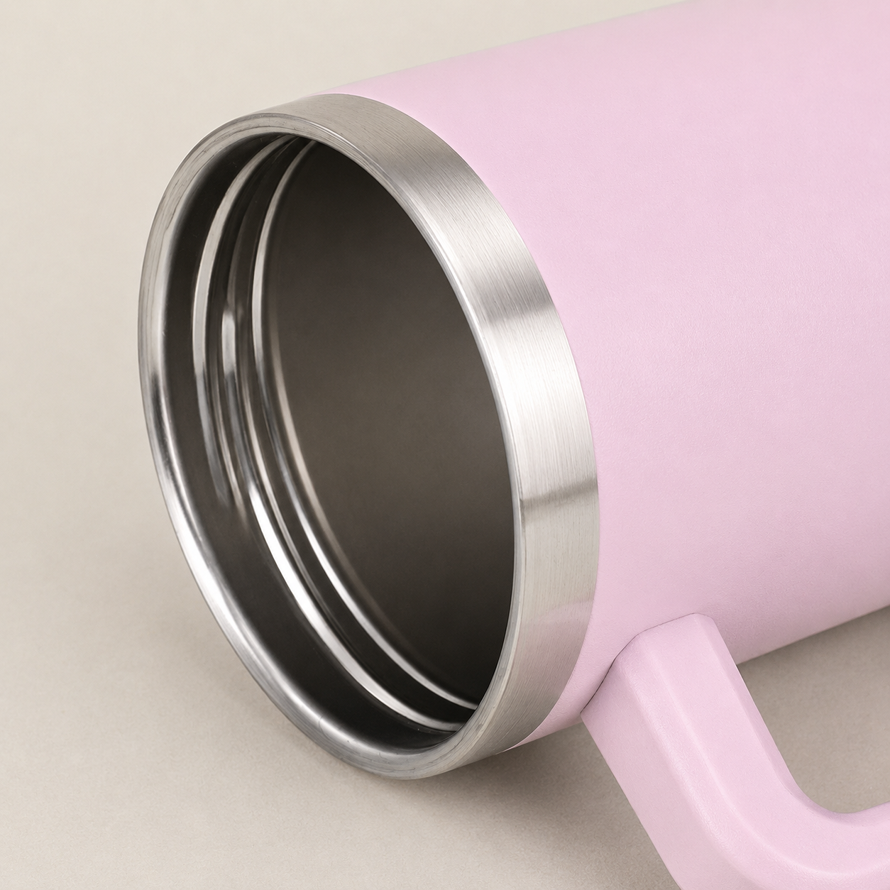 The Titan Drinkbeker Roze